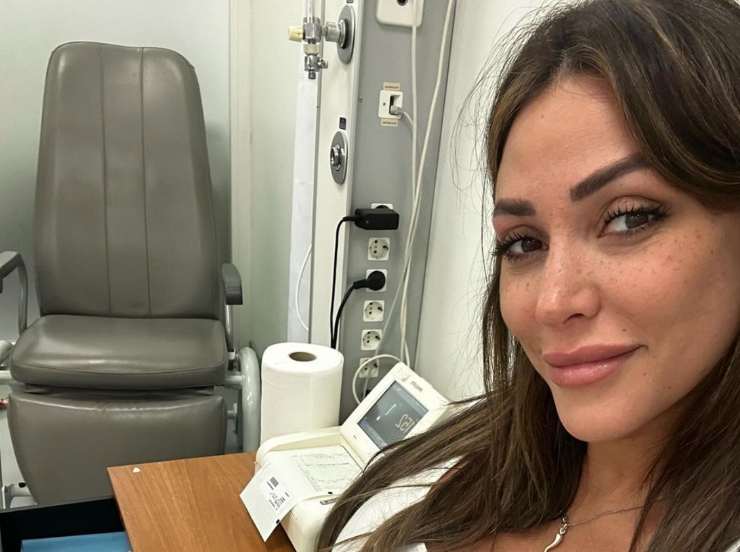 selvaggia roma all'ospedale